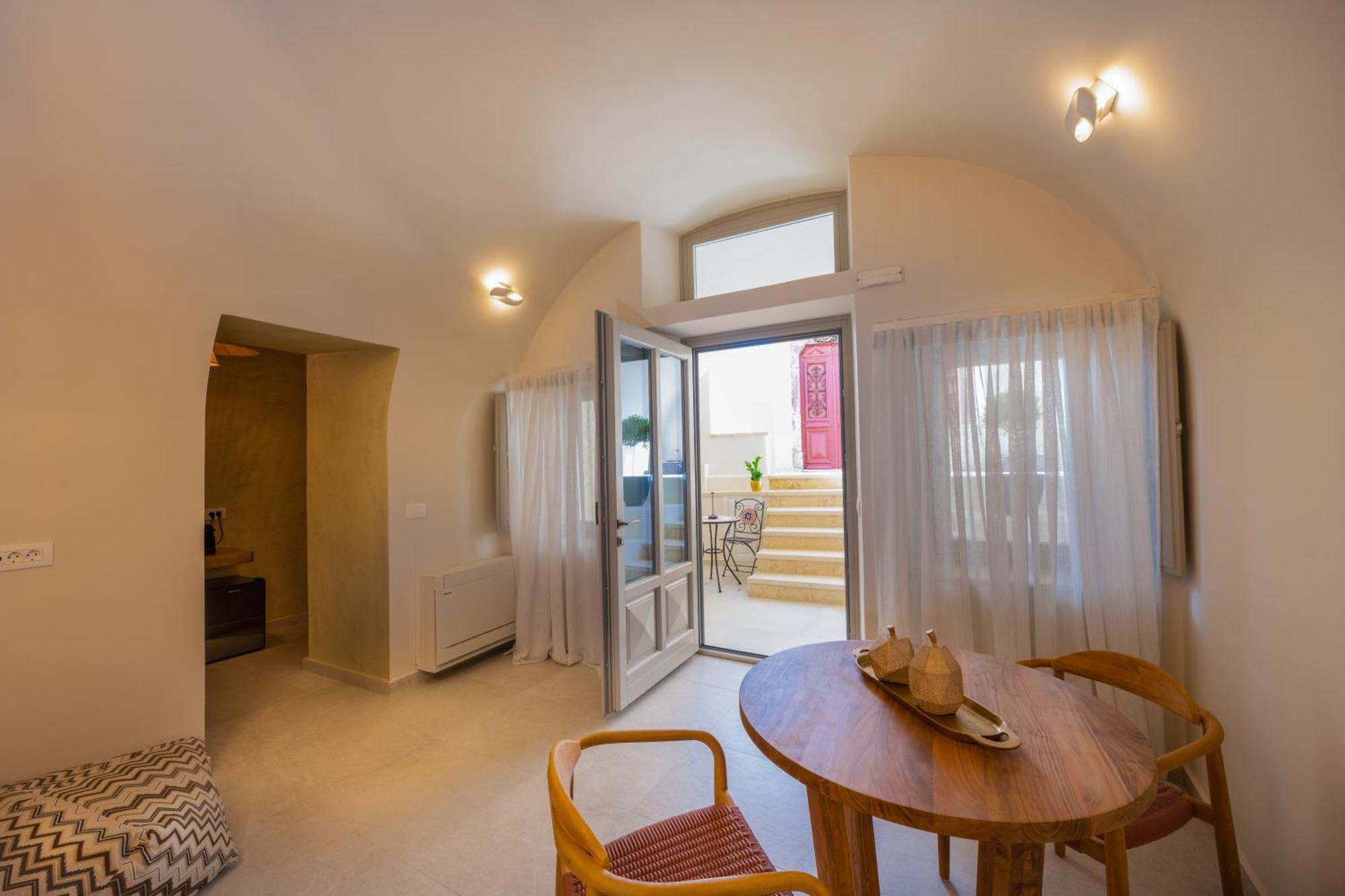 La Madeleine Oia Bed & Breakfast エクステリア 写真